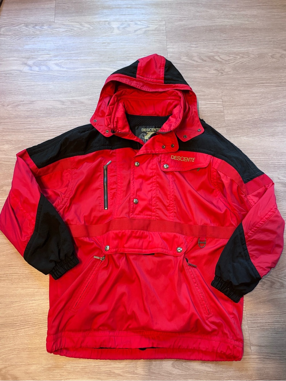 VTG Descente Men’s Large Snow Ski Jacket Packable Hood Parka Red Insulated Retro